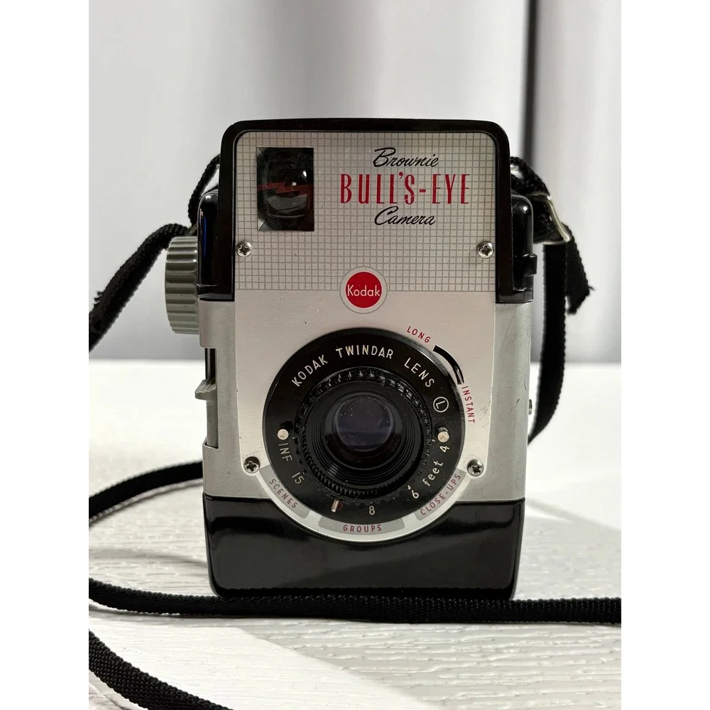 Kodak Brownie Bull's-Eye Camera Vintage 620 Film Bakelite Twindar Lens S0102